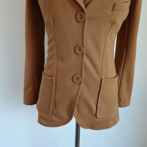Suzie Kondi Three Button Blazer Camel Size XS NWT - Picture 3 of 13